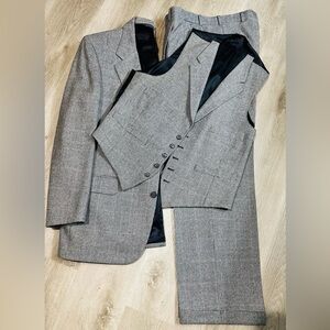 Burberry Grey Glen Plaid Three-Piece Suit - Jacket Vest Trousers